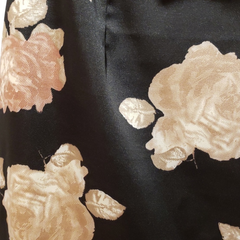 Formal Dress - Picture 3 of 4